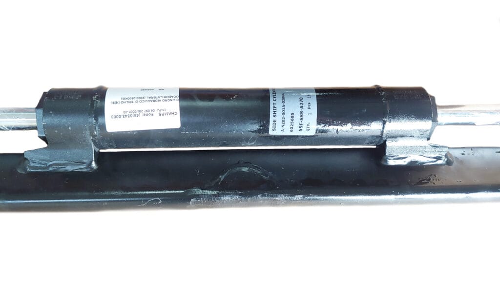 TRILHO DESLOCADOR LATERAL C/ CILINDRO HIDRAULICO (2000-2500KG) CASCADE